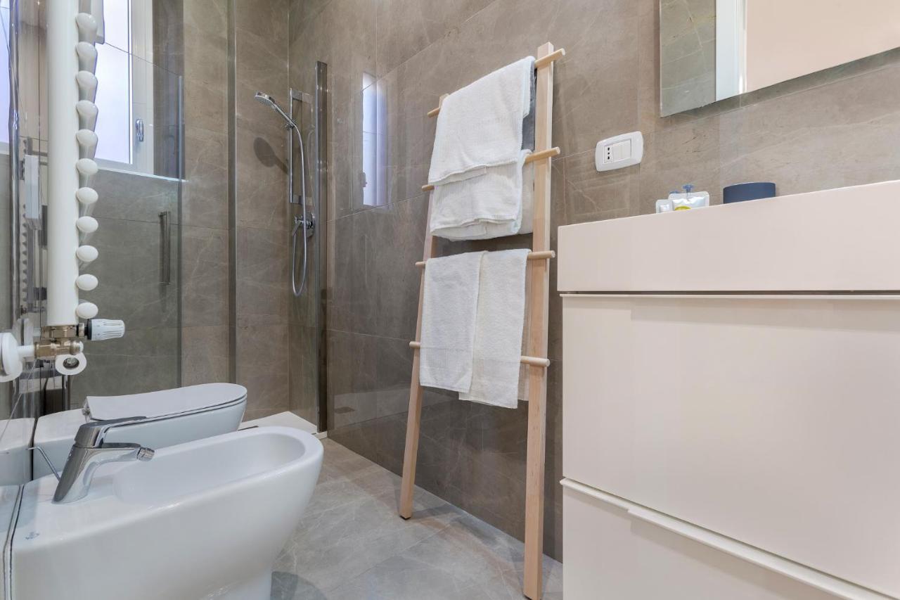 Bologna Piazza Del Nettuno Apartment Exterior foto